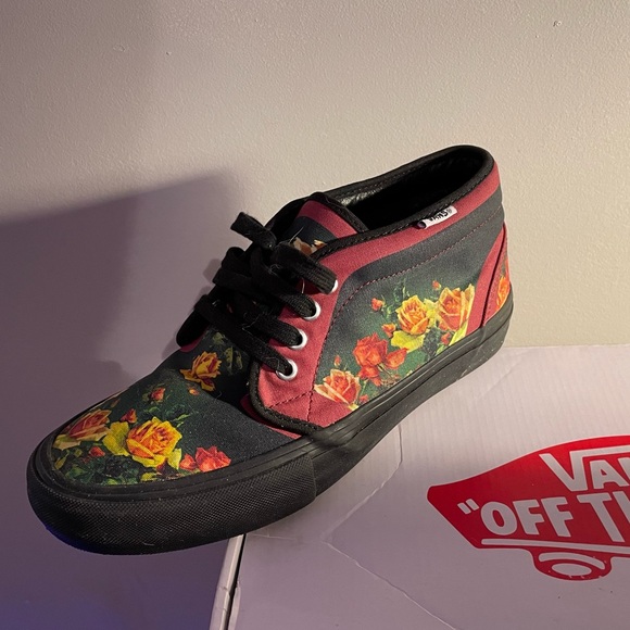 Supreme vans collaborated - Picture 2 of 4